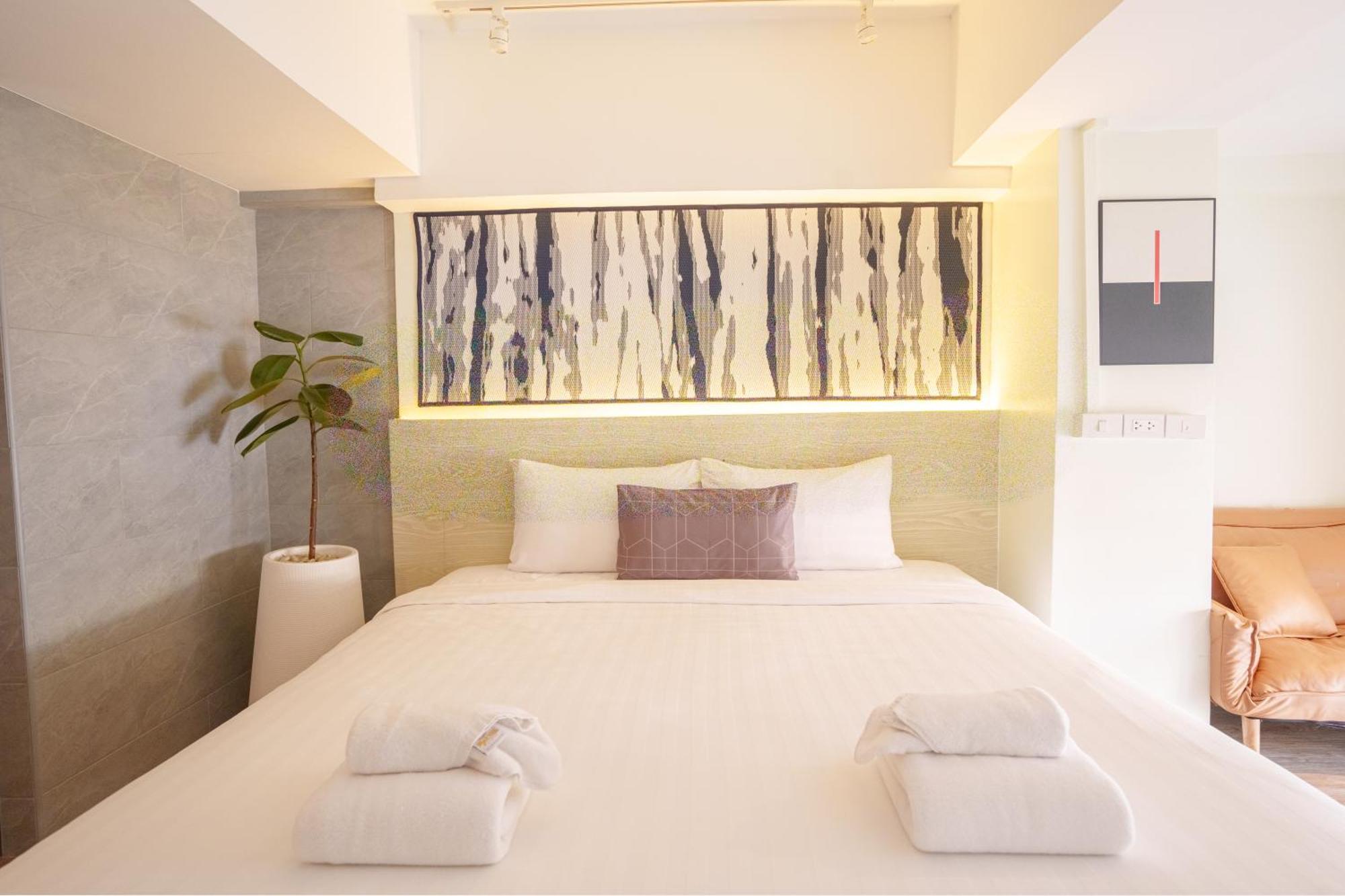 Gecko Eye Hotel Bangkok Exterior photo